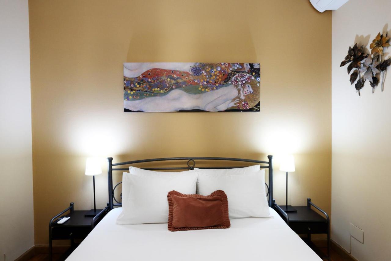 Ipelhome - Athens Heart Apartments Ngoại thất bức ảnh